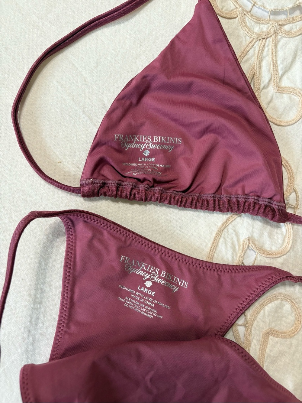 FRANKIE’S BIKINIS x SYDNEY SWEENEY Bikini Set - Picture 2 of 3